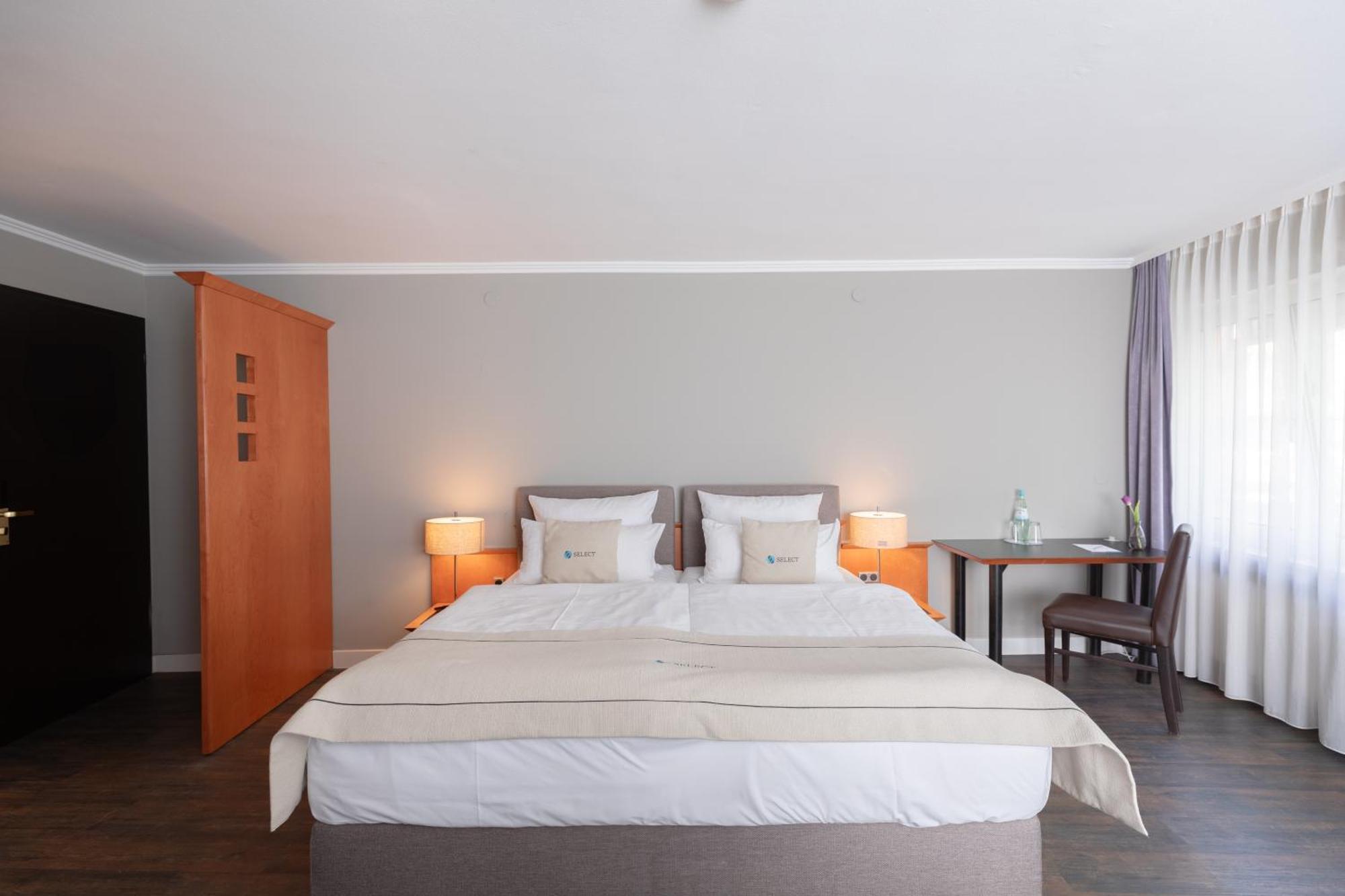 Select Hotel FDH Zimmer foto